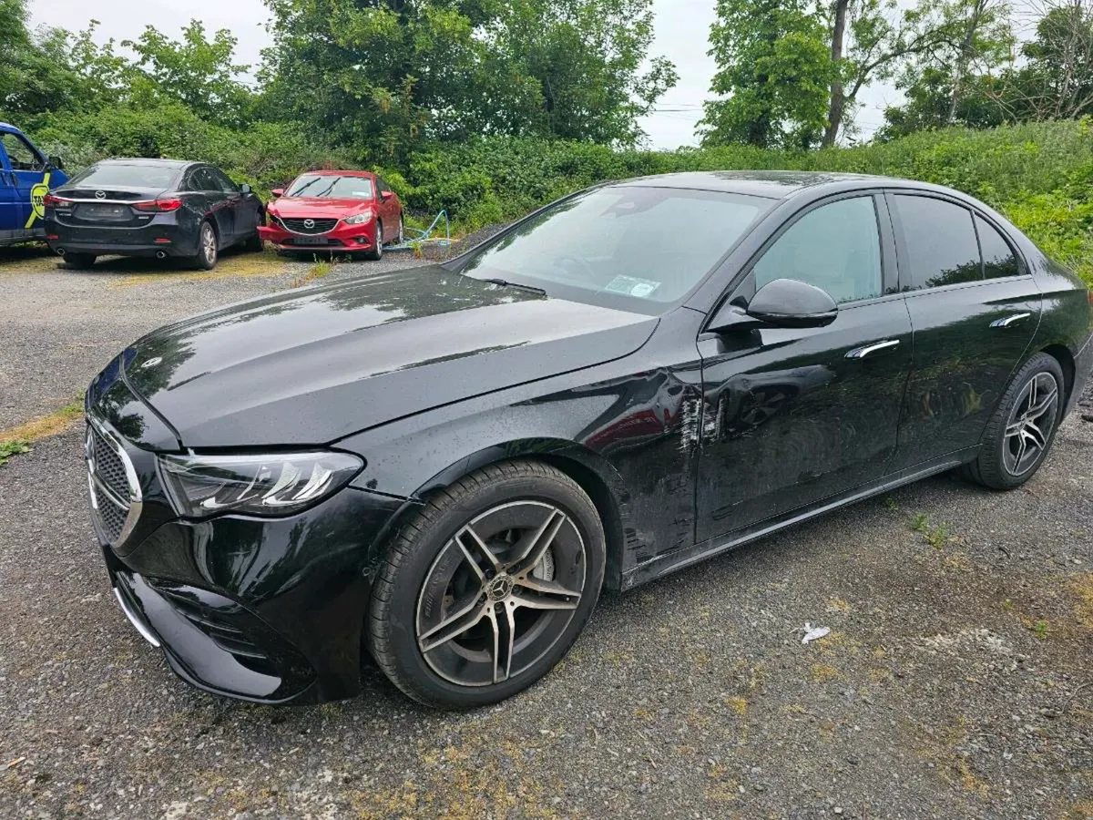 Mercedes e klas  220D AMG premium 4 +  2024 - Image 2