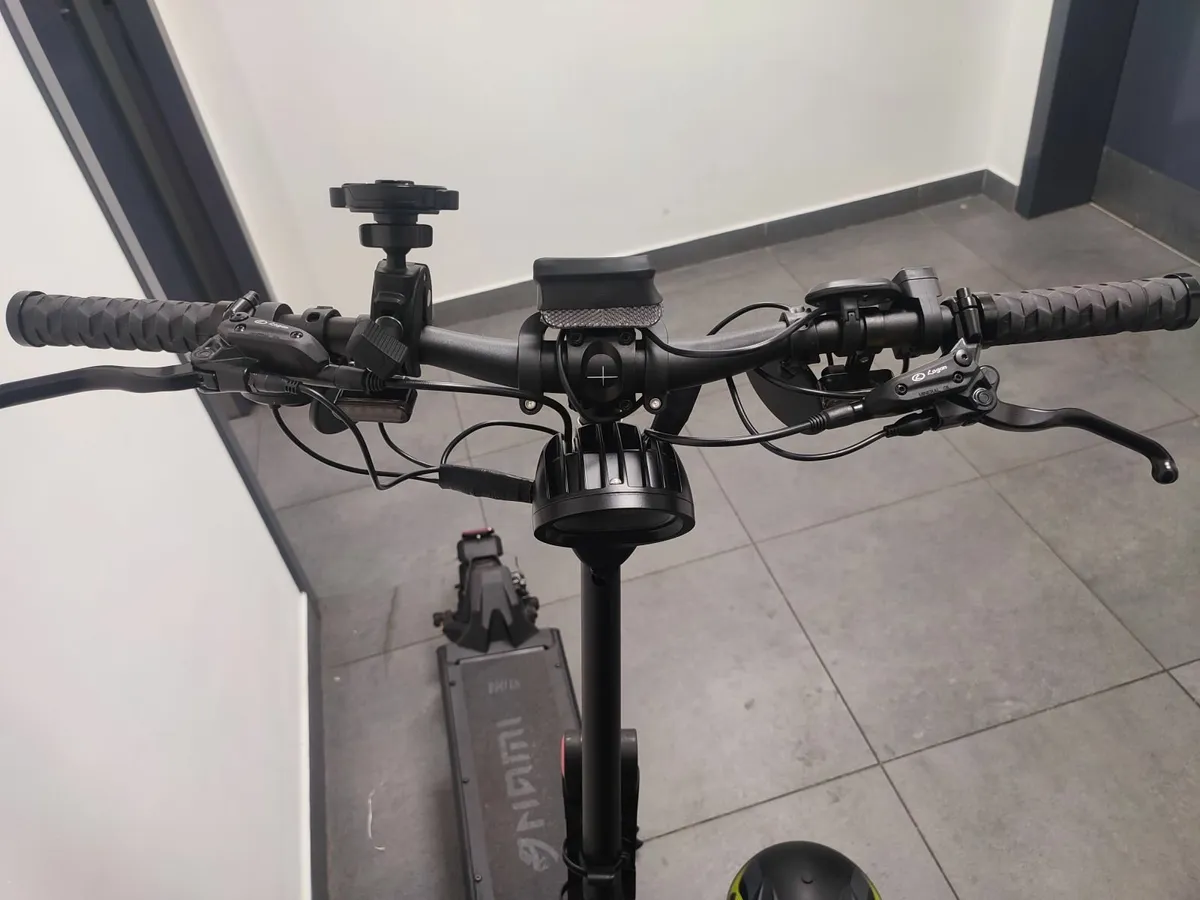 Electric scooter - Image 1