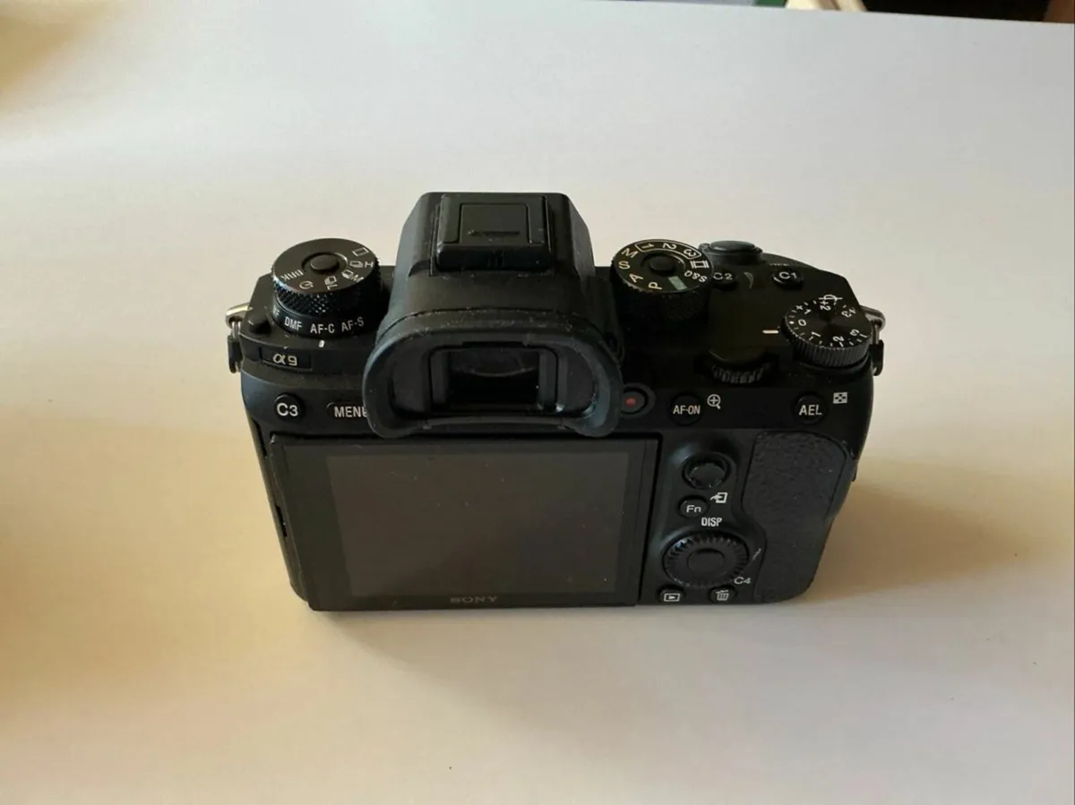 Sony Alpha A9 24.2 MP Digital Camera - Image 2