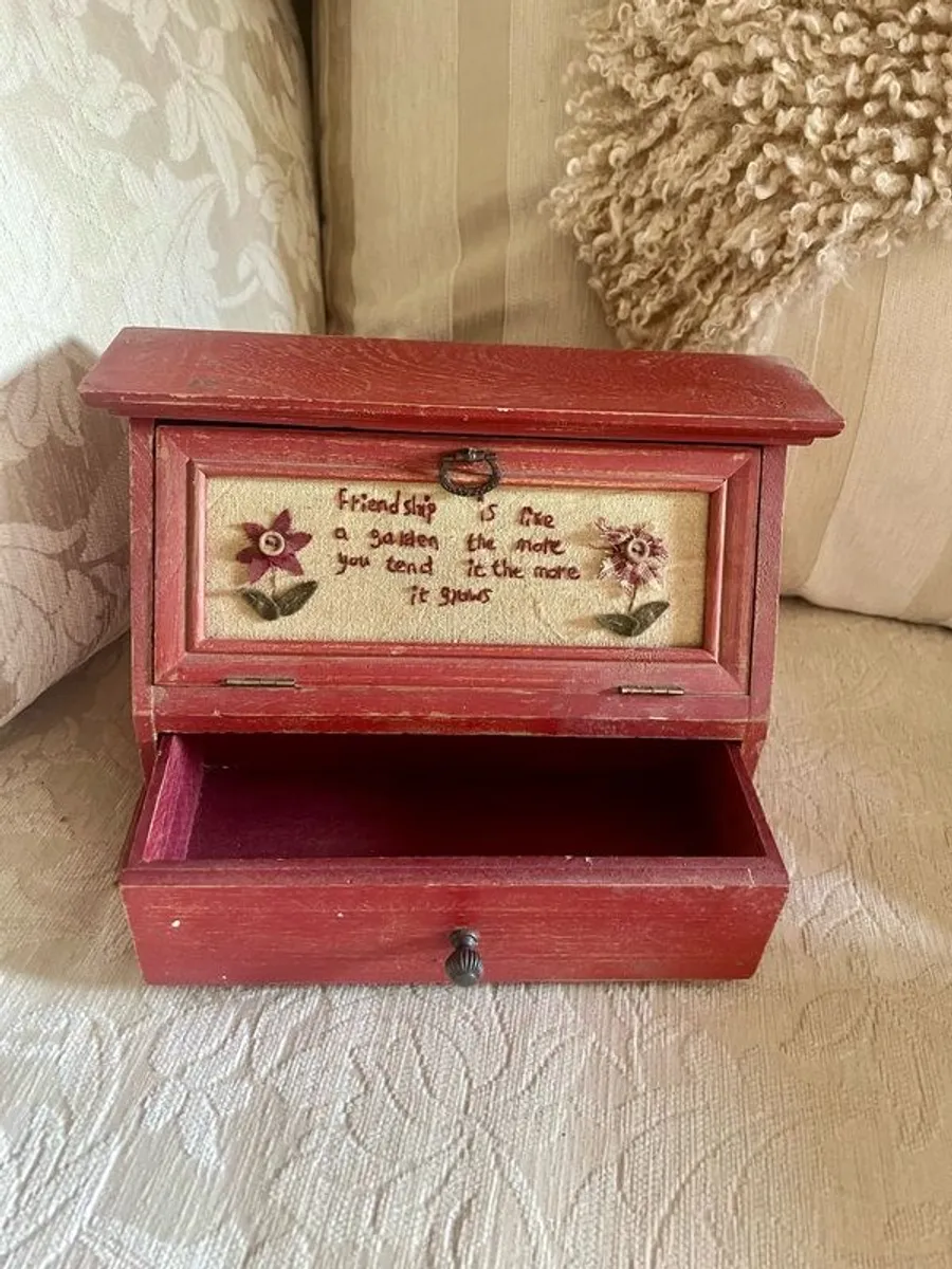 Dressing Table Set - Image 3