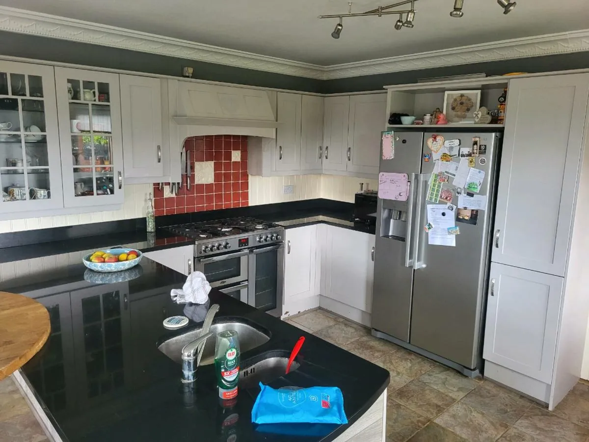 Kitchen units and Granite worktop - Image 1