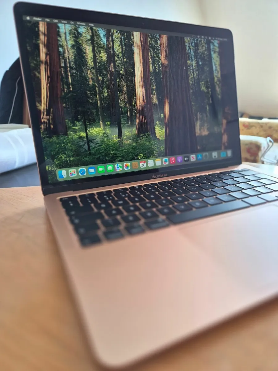 Perfect Condition ! Macbook Air 13 8GB | SSD 256GB - Image 2
