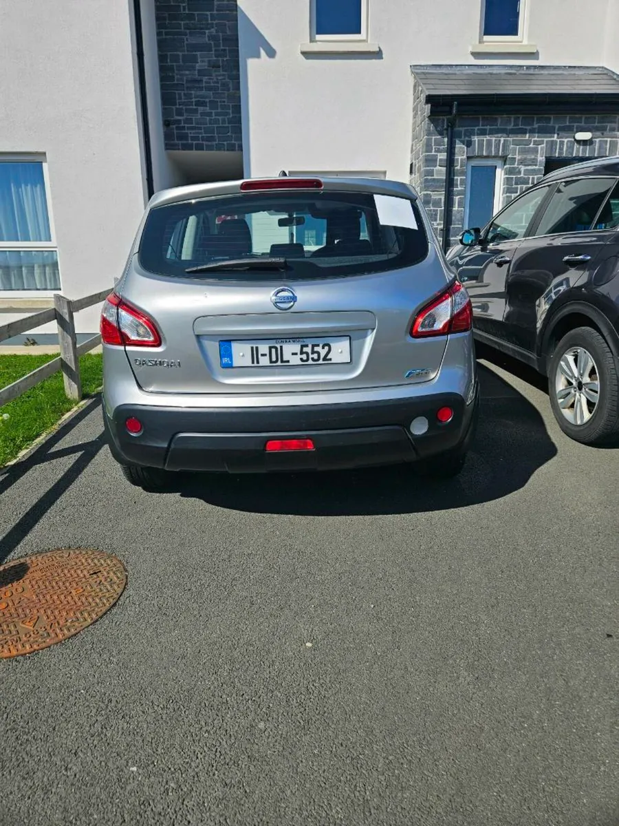 Nissan Qashqai 2011 - Image 2