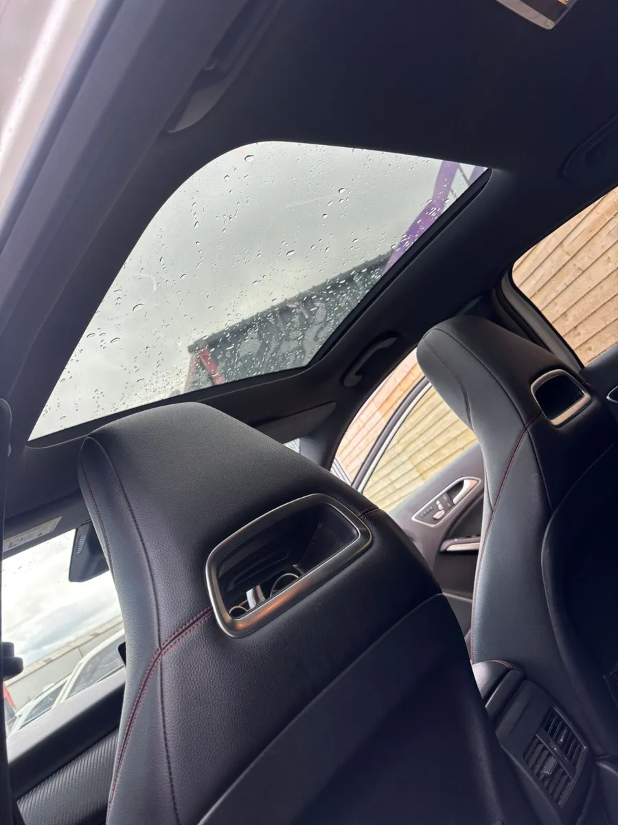 MERCEDES A-180 AMG-LINE AUTO - Image 2