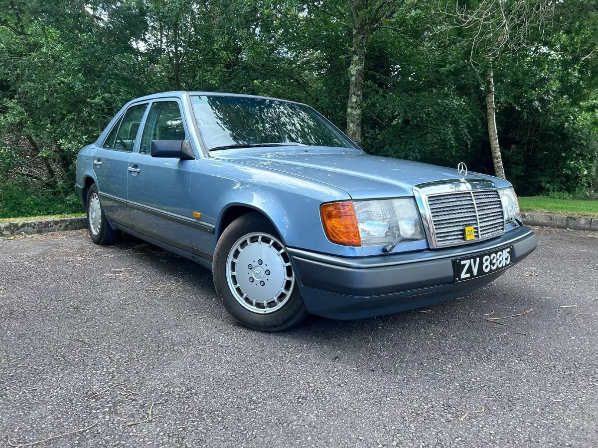 1989 Mercedes-Benz E260 W124 - Image 1