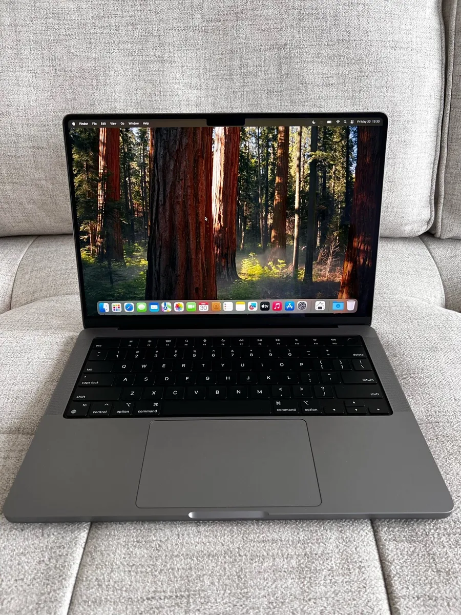 Macbook Pro M1 Pro 32GB 512GB 2021 - Image 1