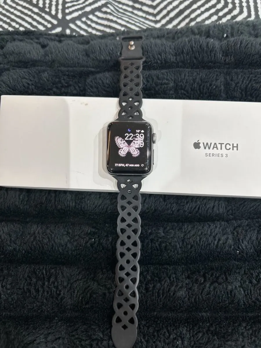 iphone 13 - Image 4