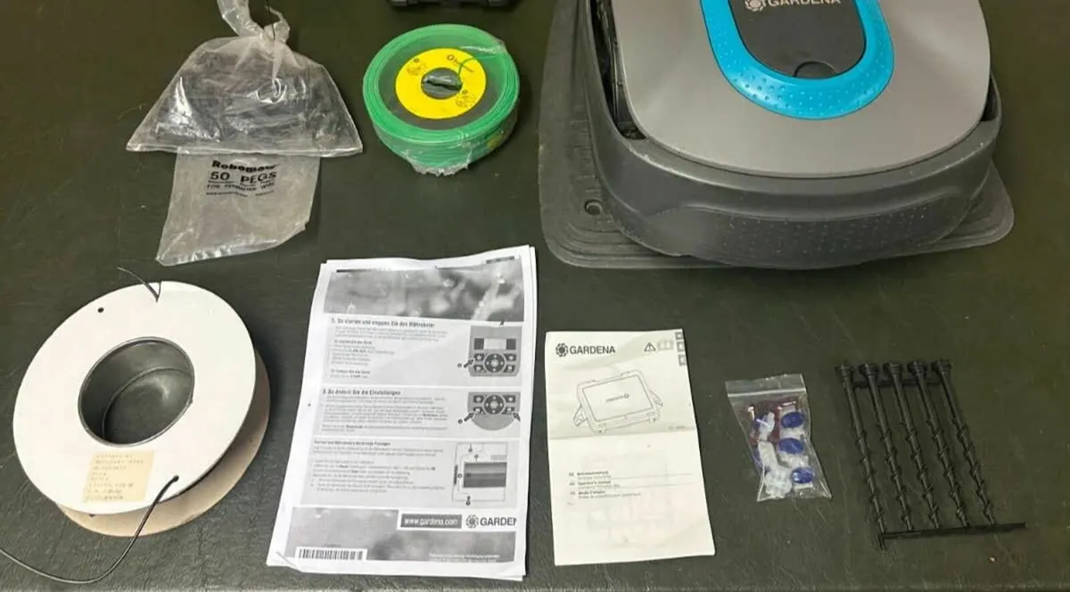 Gardena Sileno City 400 robotic lawnmower - Image 1