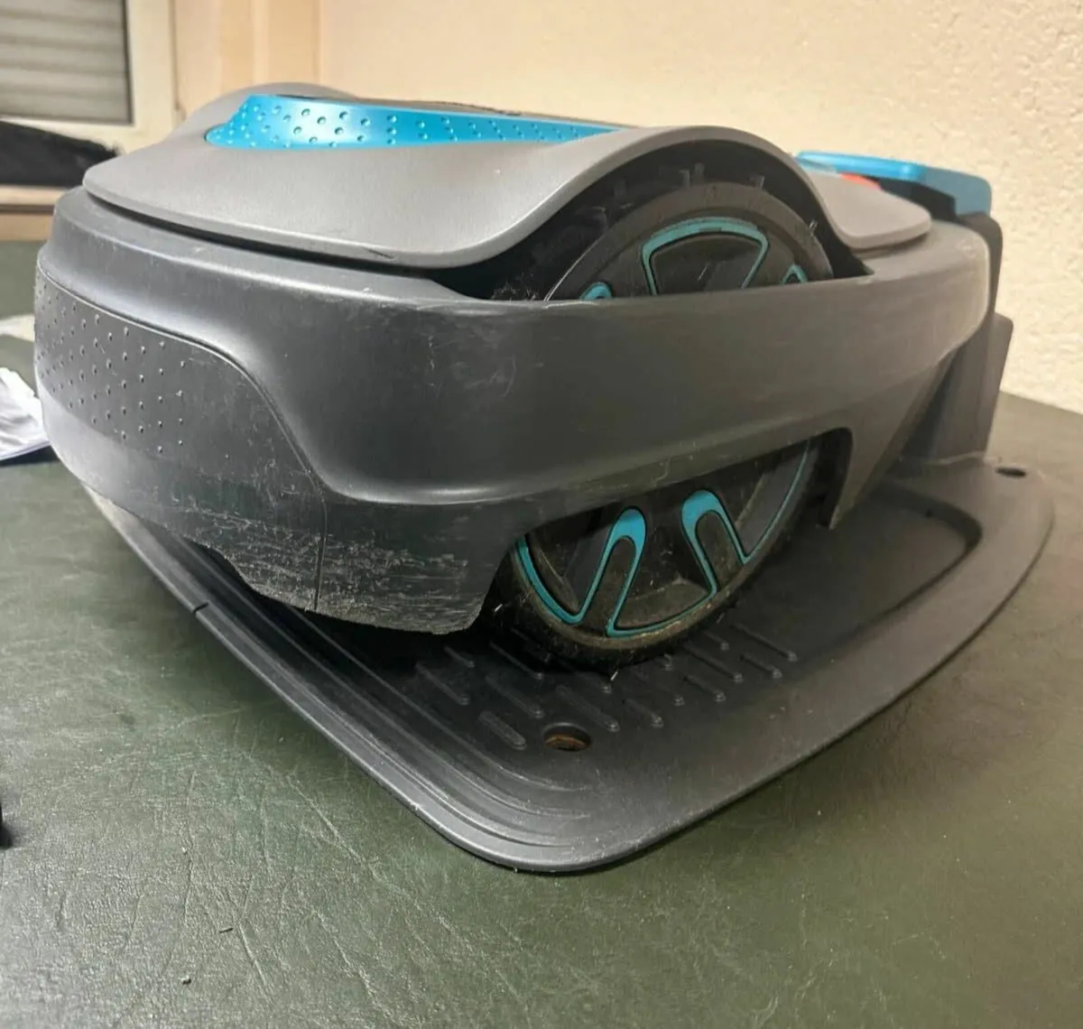 Gardena Sileno City 400 robotic lawnmower - Image 3