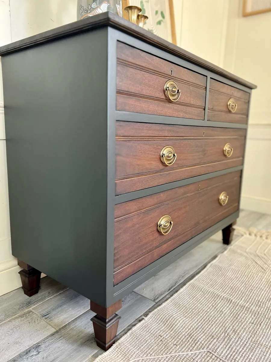 Vintage 1950s Mahogany Dresser - Image 3