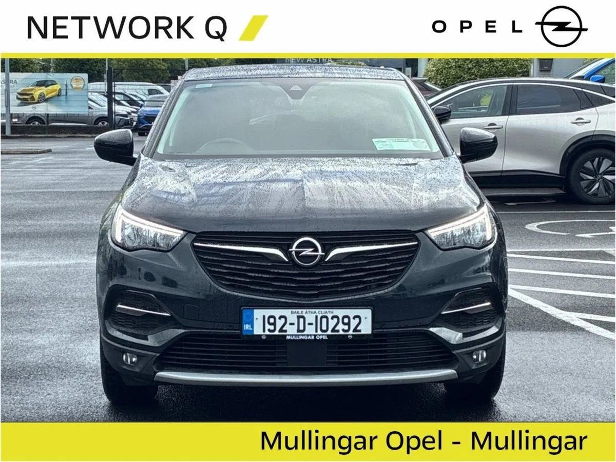 Opel GRANDLAND X 120 Anniversary 1.2 Petrol 130PS - Image 2