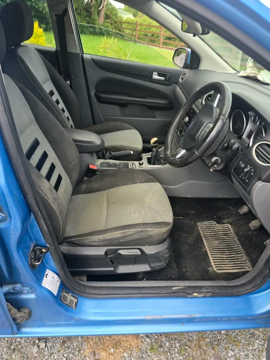 Ford focus 2008 - Image 4