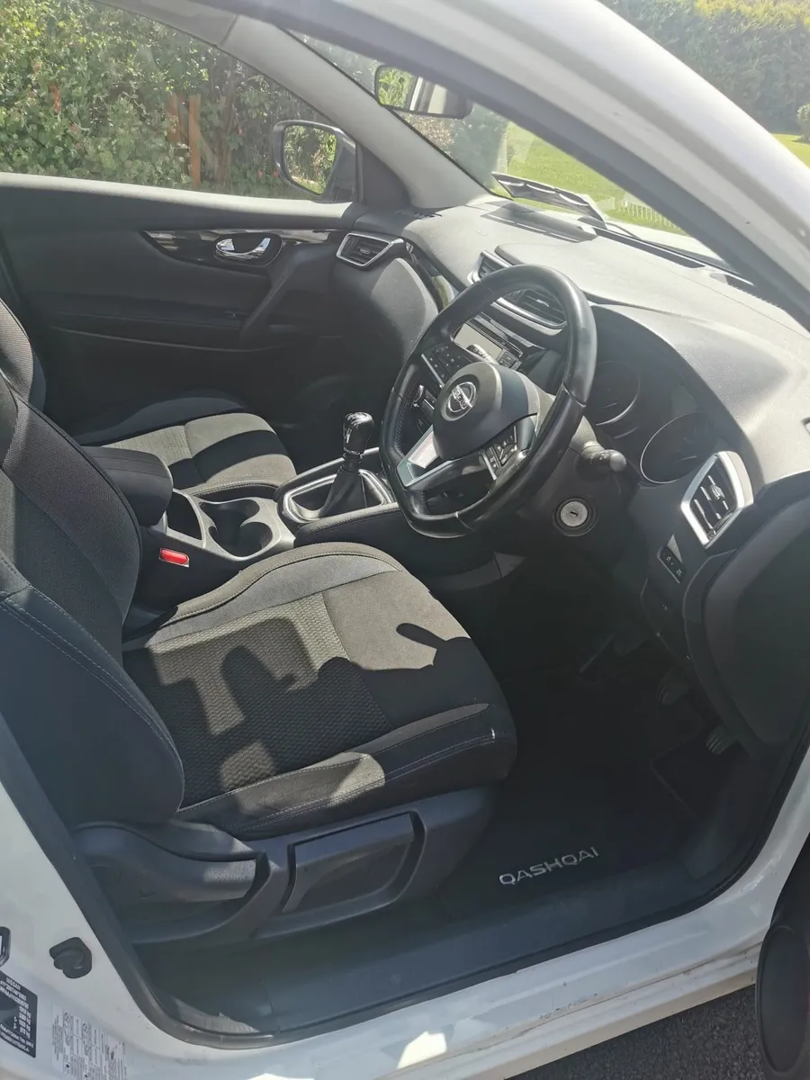 Nissan Qashqai 2017 - Image 4