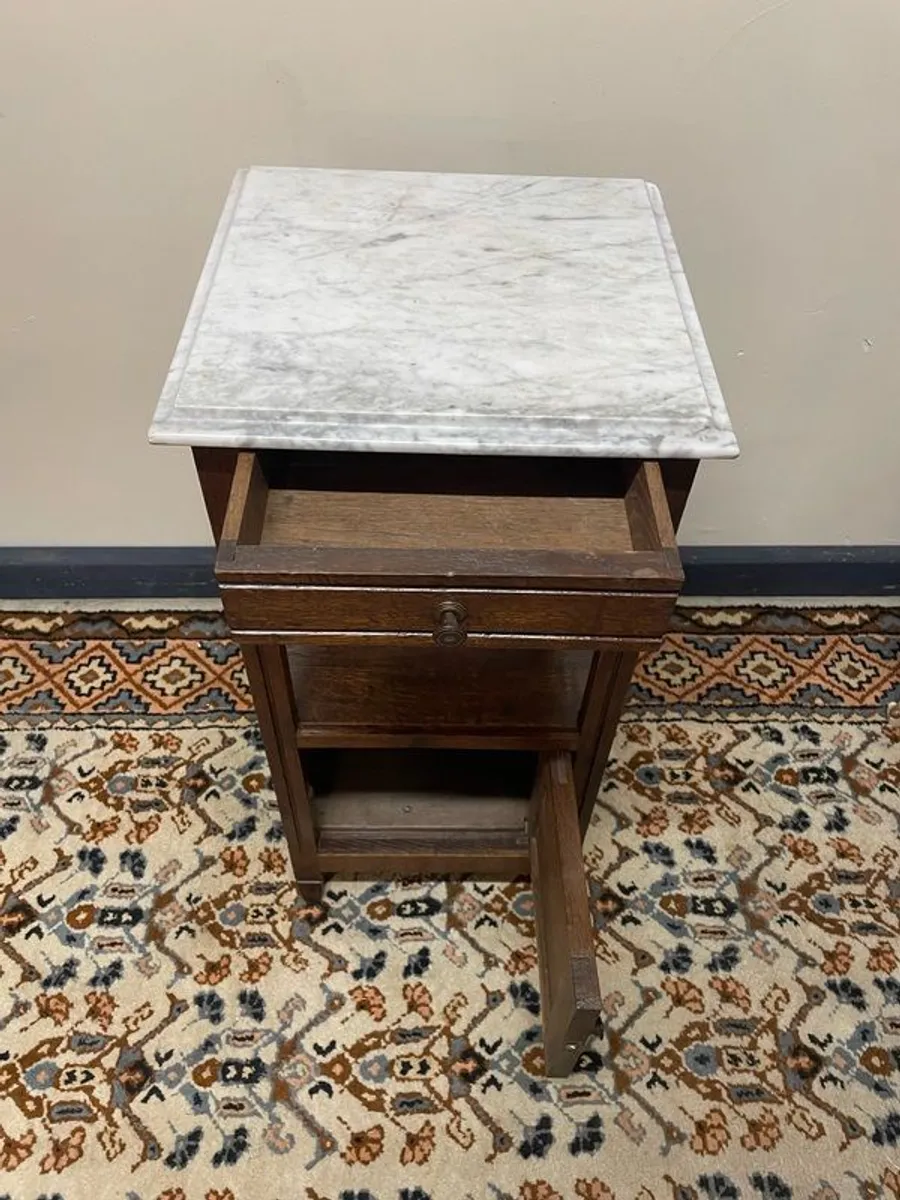 French Antique Oak Bedside Cabinet. - Image 3