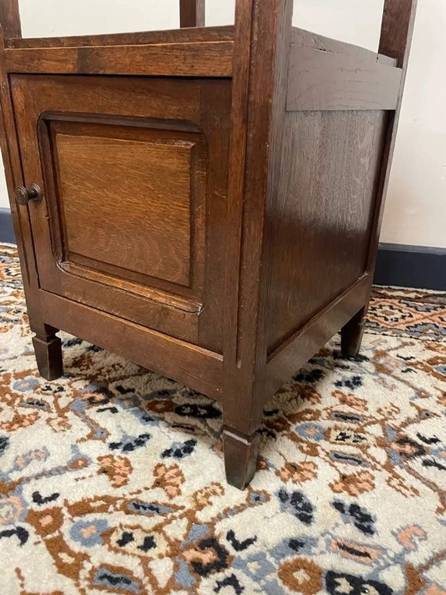 French Antique Oak Bedside Cabinet. - Image 4
