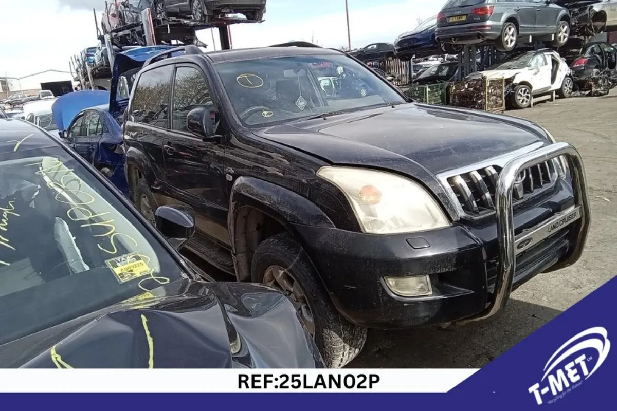 2004 TOYOTA LAND CRUISER BREAKING FOR PARTS - Image 3