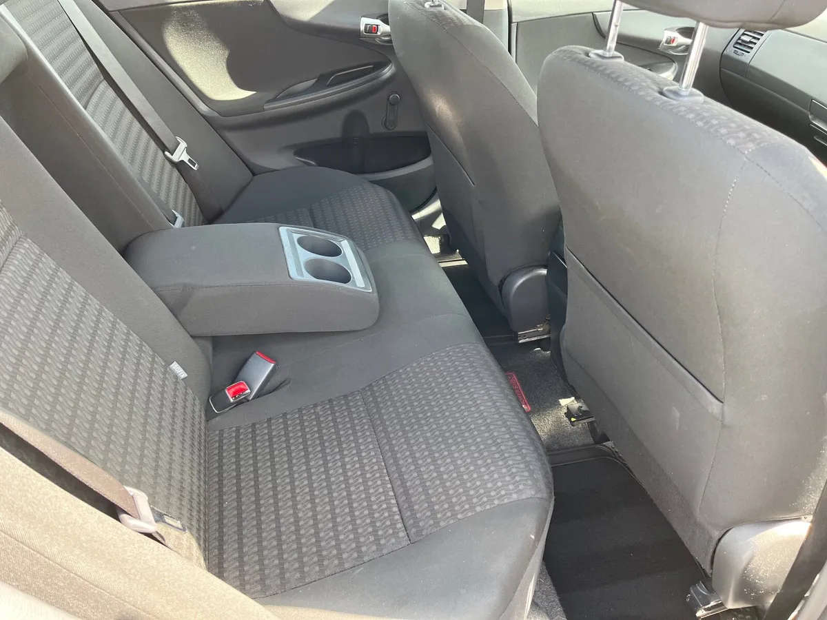 Toyota Corolla 2012 - Image 4