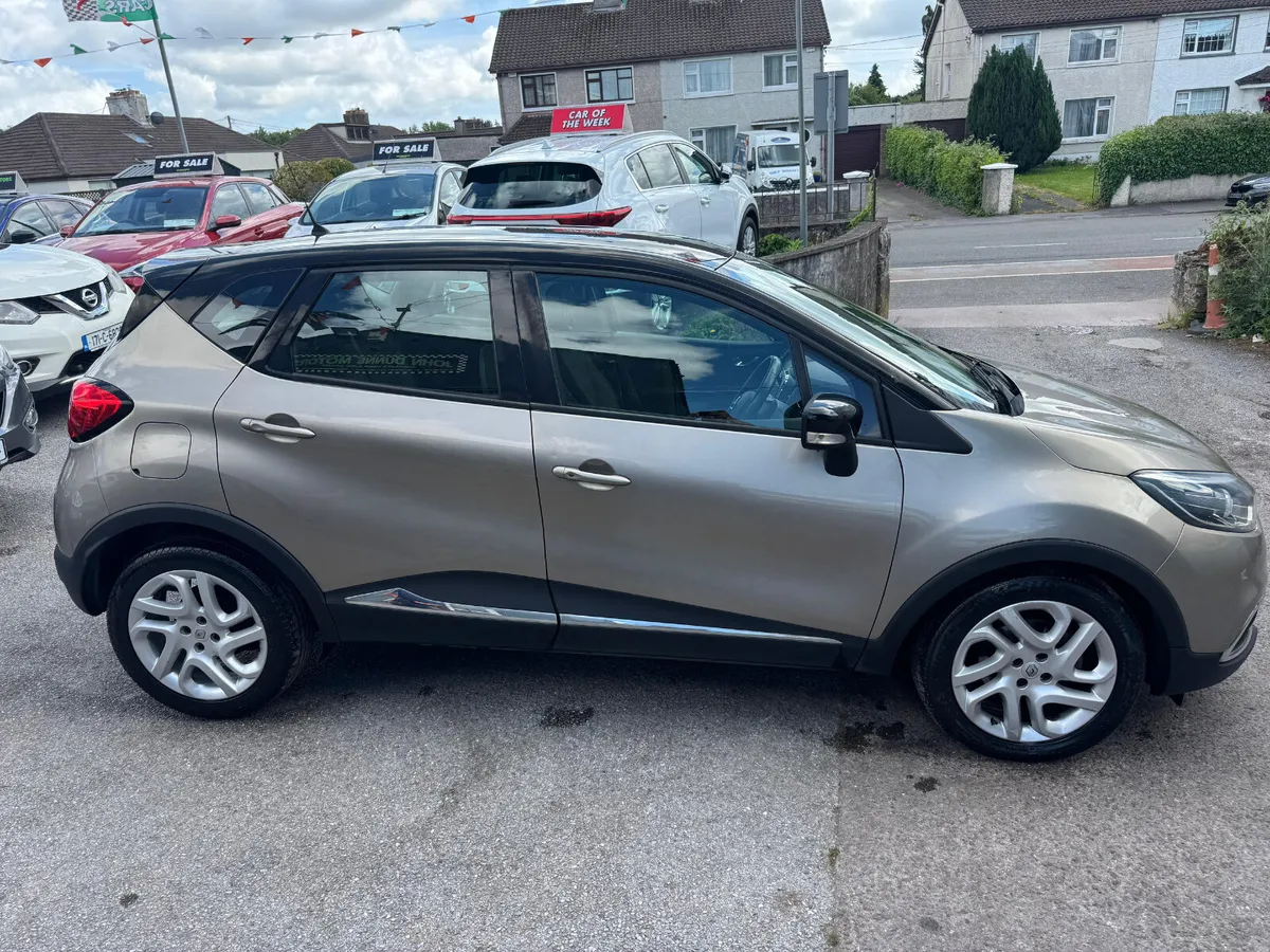 Renault Captur Lovely high driving position - Image 2