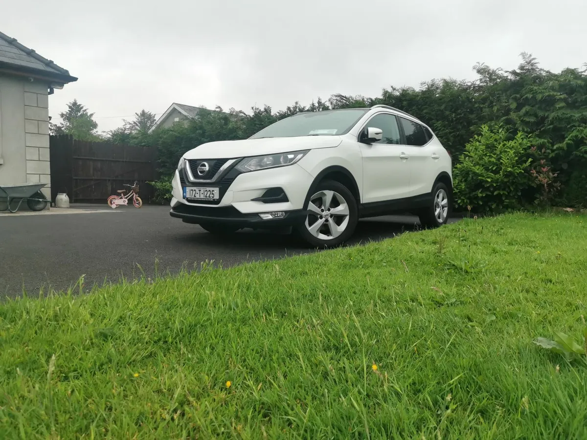 Nissan Qashqai 2017 - Image 1