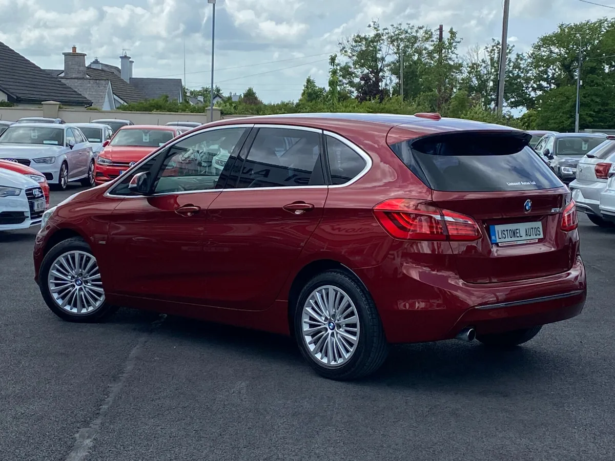 172 BMW 218D LUXURY 2.0 AUTOMATIC CREAM LEATHER - Image 3