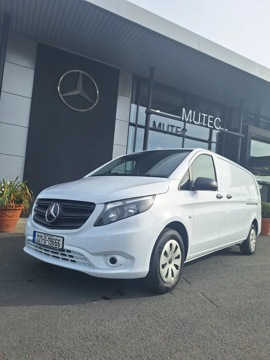 Mercedes-Benz Vito 2022 - Image 2