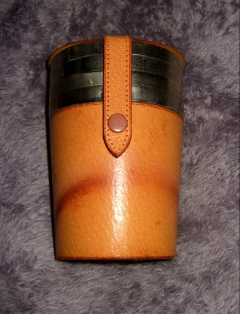 Vintage Harrods Stirrup Cups & Leather Case - Image 2