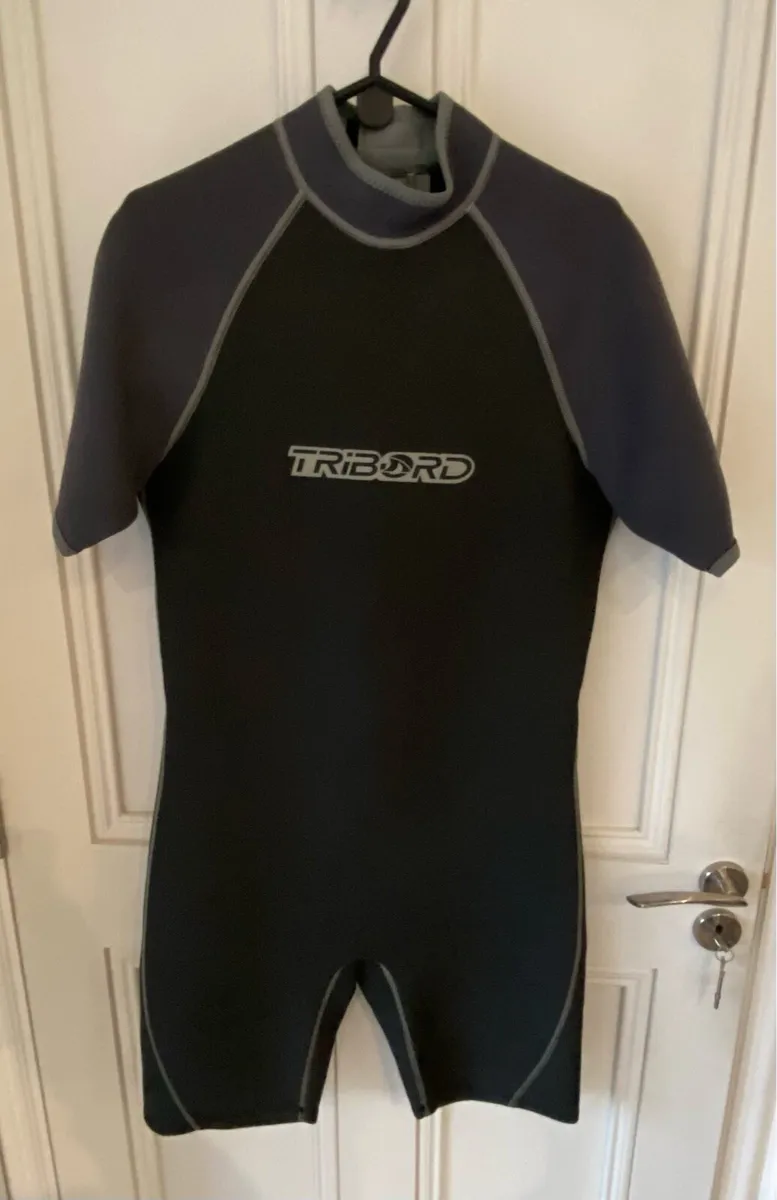 TRIBOARD NEOPRENE SHORTY WETSUIT - Image 1