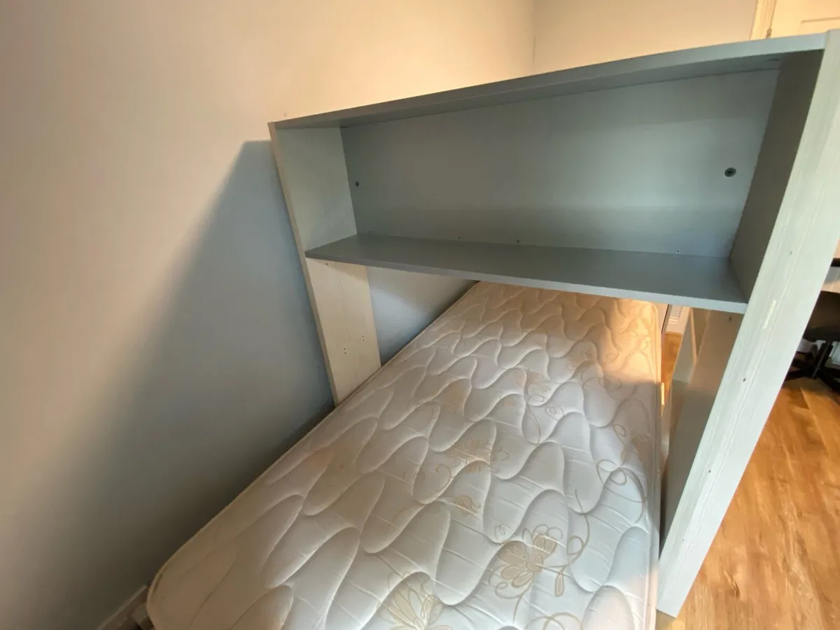 Bunk beds with Matresses - Image 4