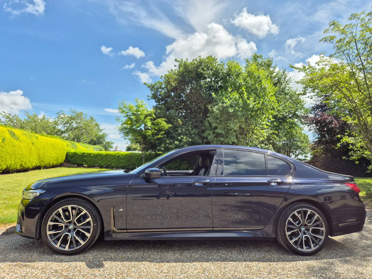 202'BMW 730D M-SPORT X-DRIVE - Image 2
