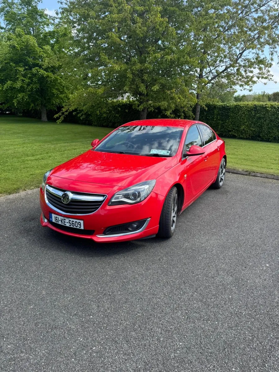 2016 Vauxhall Insignia - Image 1