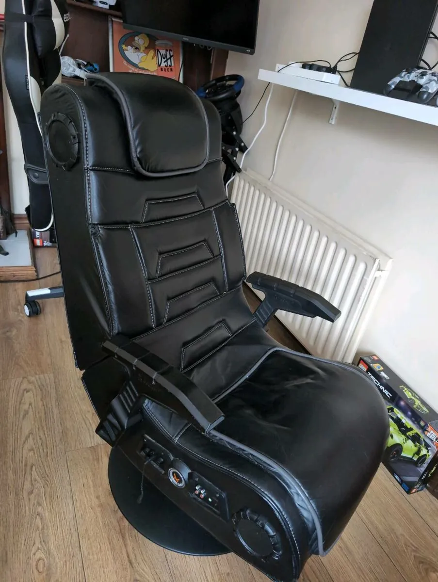 Gaming chair