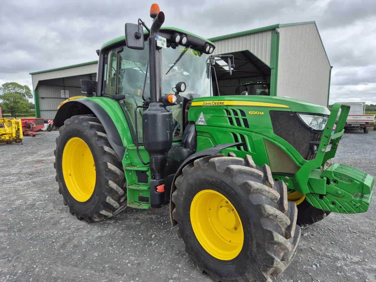 John Deere 6120M 2017 - Image 1