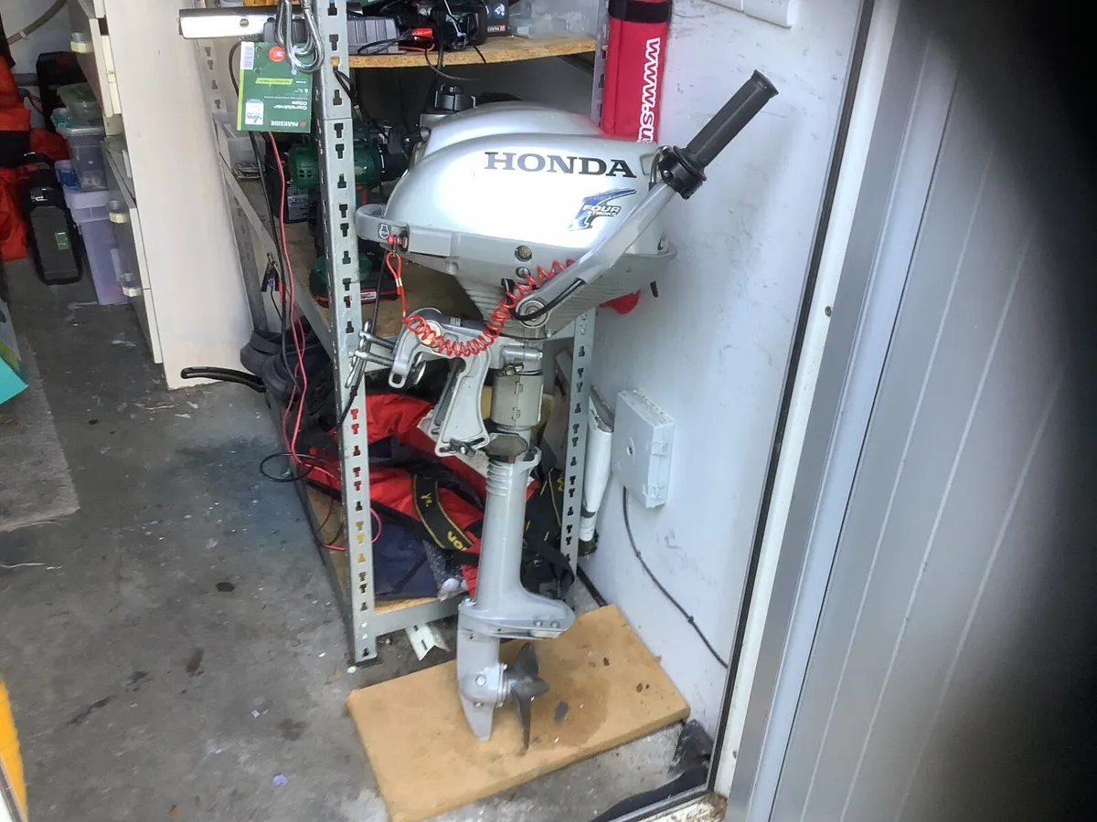 Yamaha 6 HP/ 4Stroke like new / Honda2.3 - Image 3