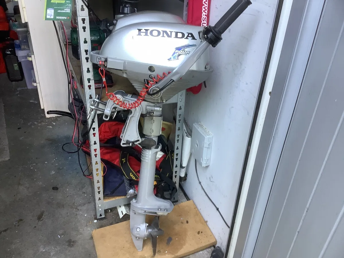 Yamaha 6 HP/ 4Stroke like new / Honda2.3 - Image 4