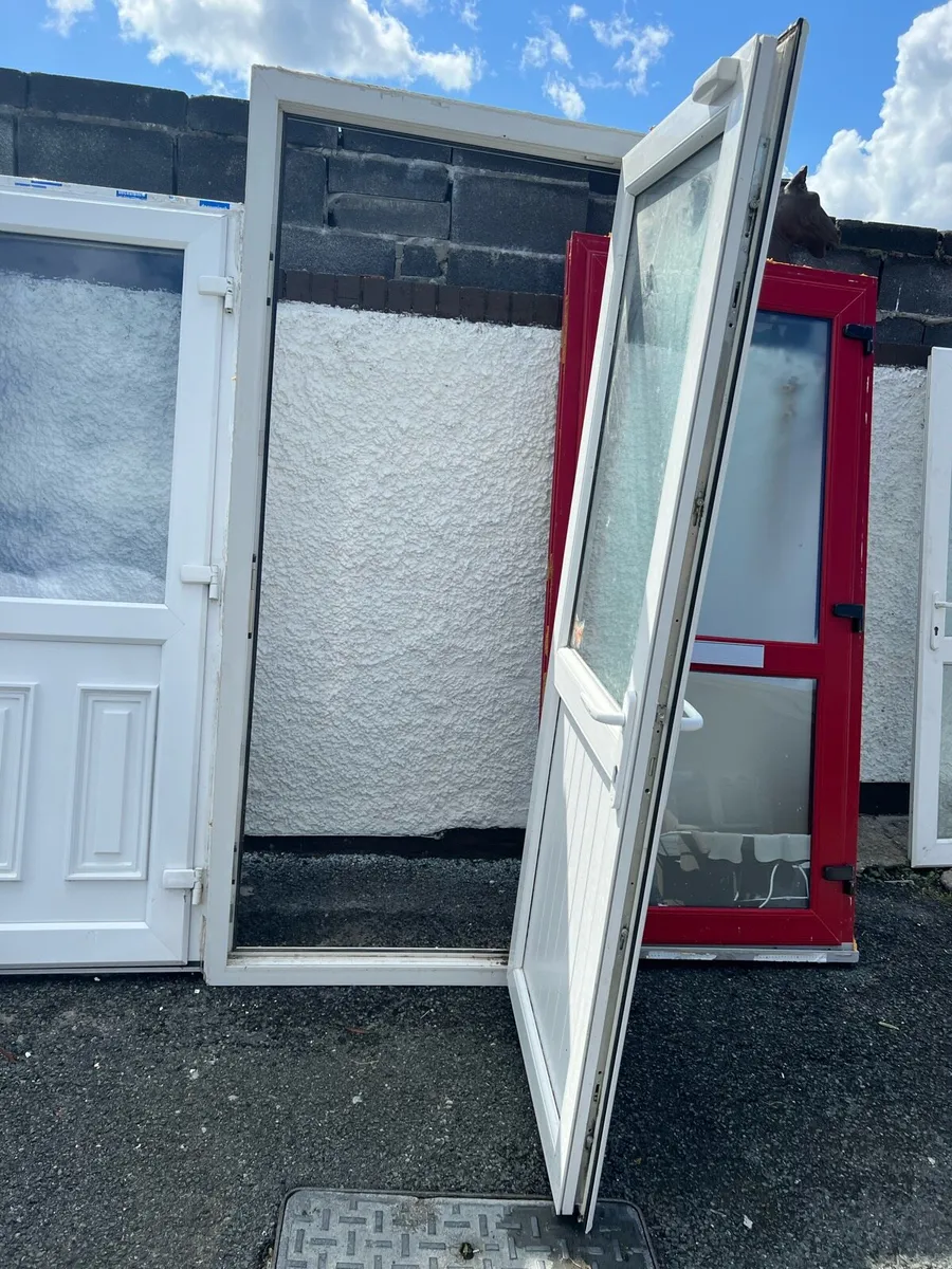 Pvc, Back door - Image 4