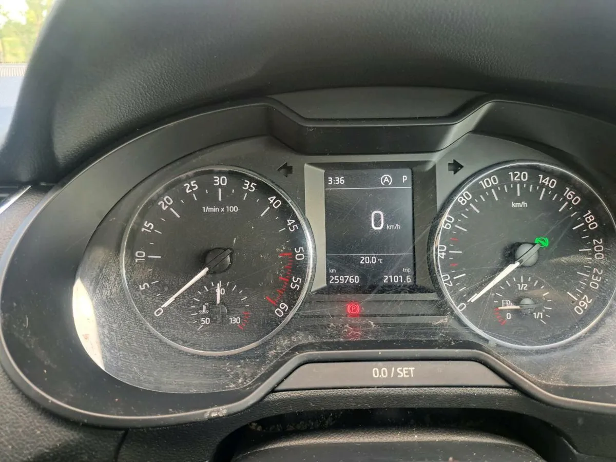 Skoda octavia trade sale - Image 4