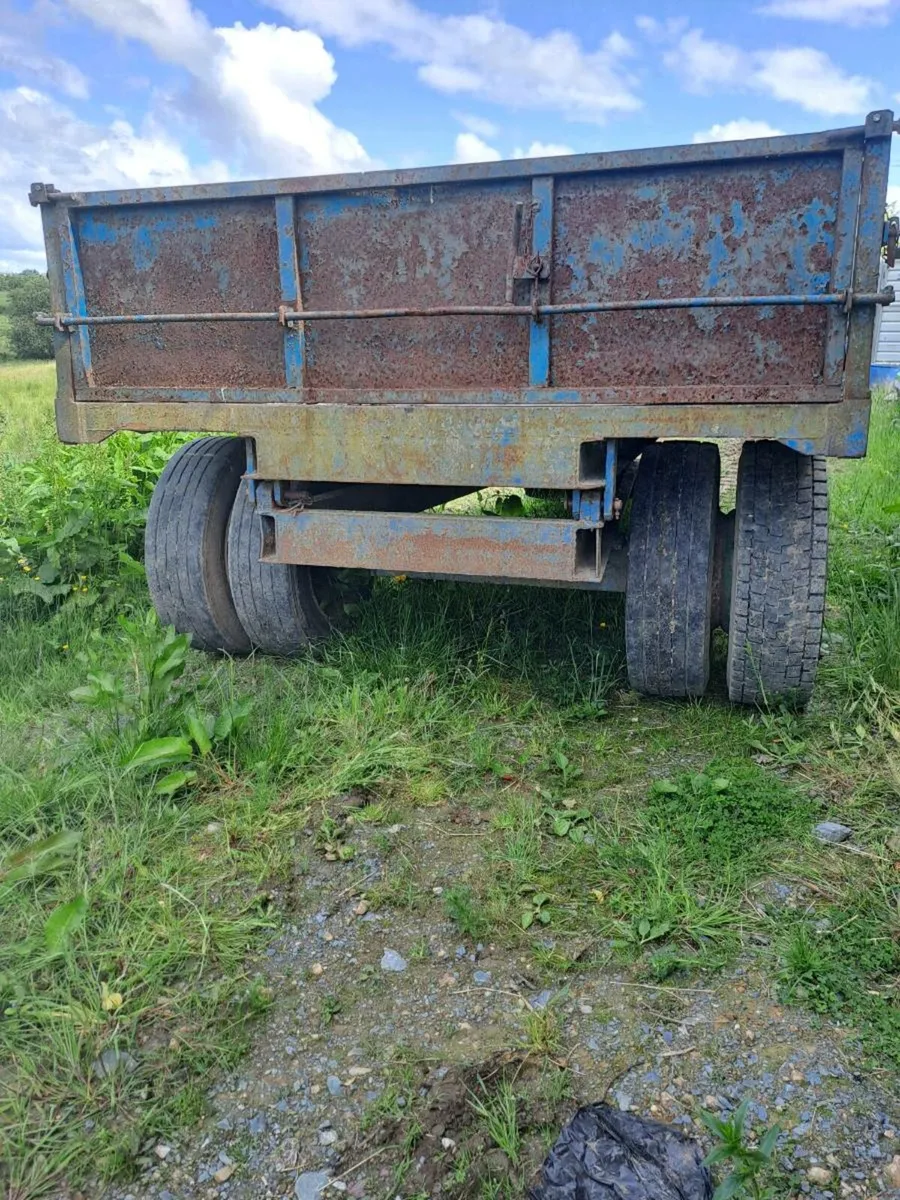 Tipping trailer - Image 2