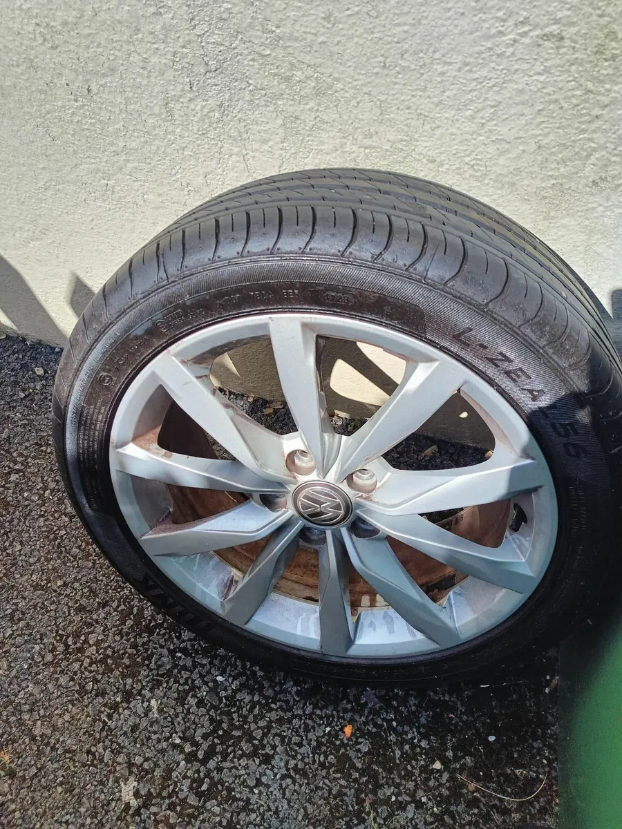 Alloy wheels