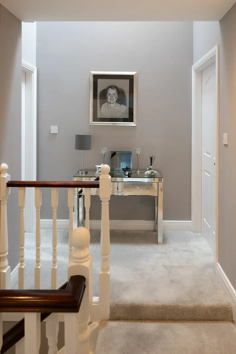 Console Table - Image 1