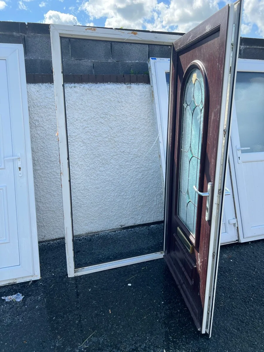 Pvc front door - Image 3