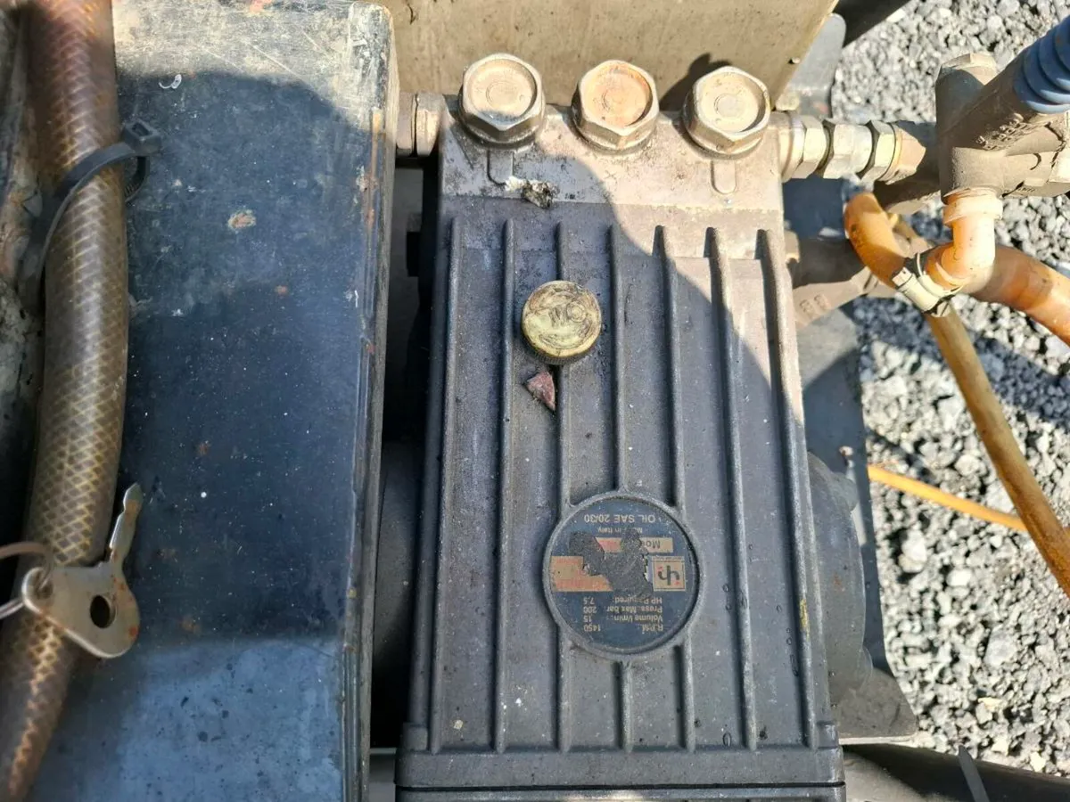 Yanmar power washer - Image 3