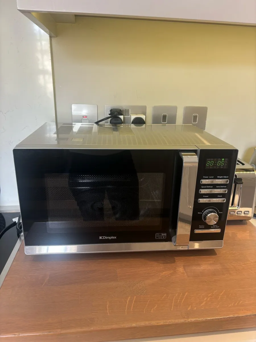 Dimplex Microwave - Image 1