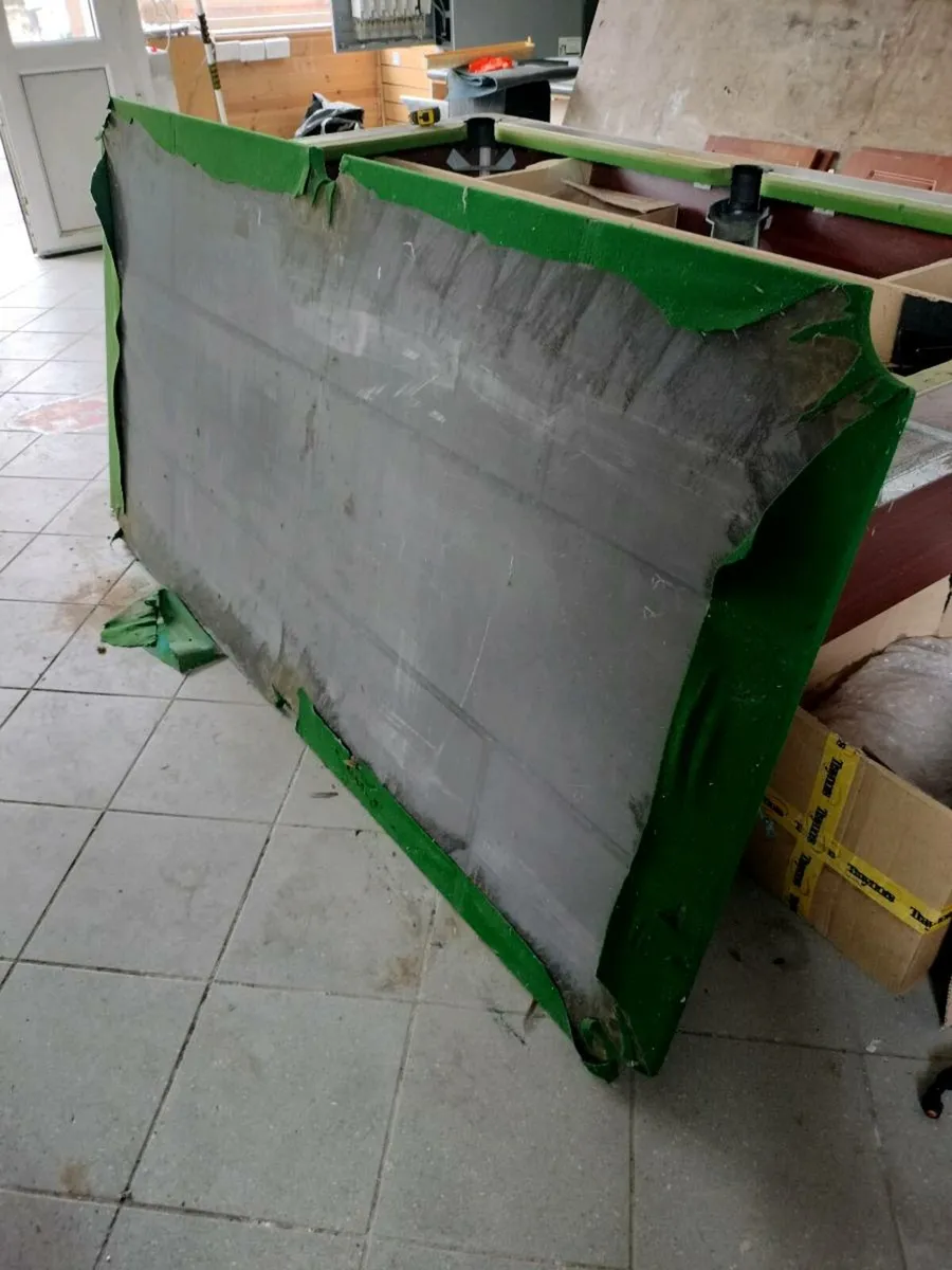 Pool table - Image 2