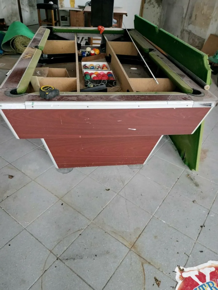 Pool table - Image 4