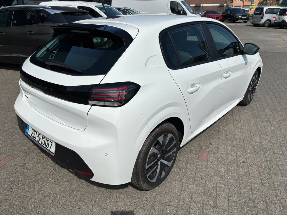 2025 Peugeot 208 Active 1.2 - Image 4