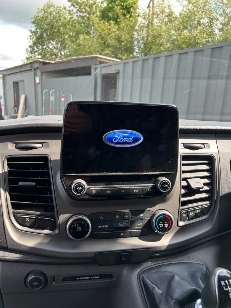Ford Transit 2021 - Image 4