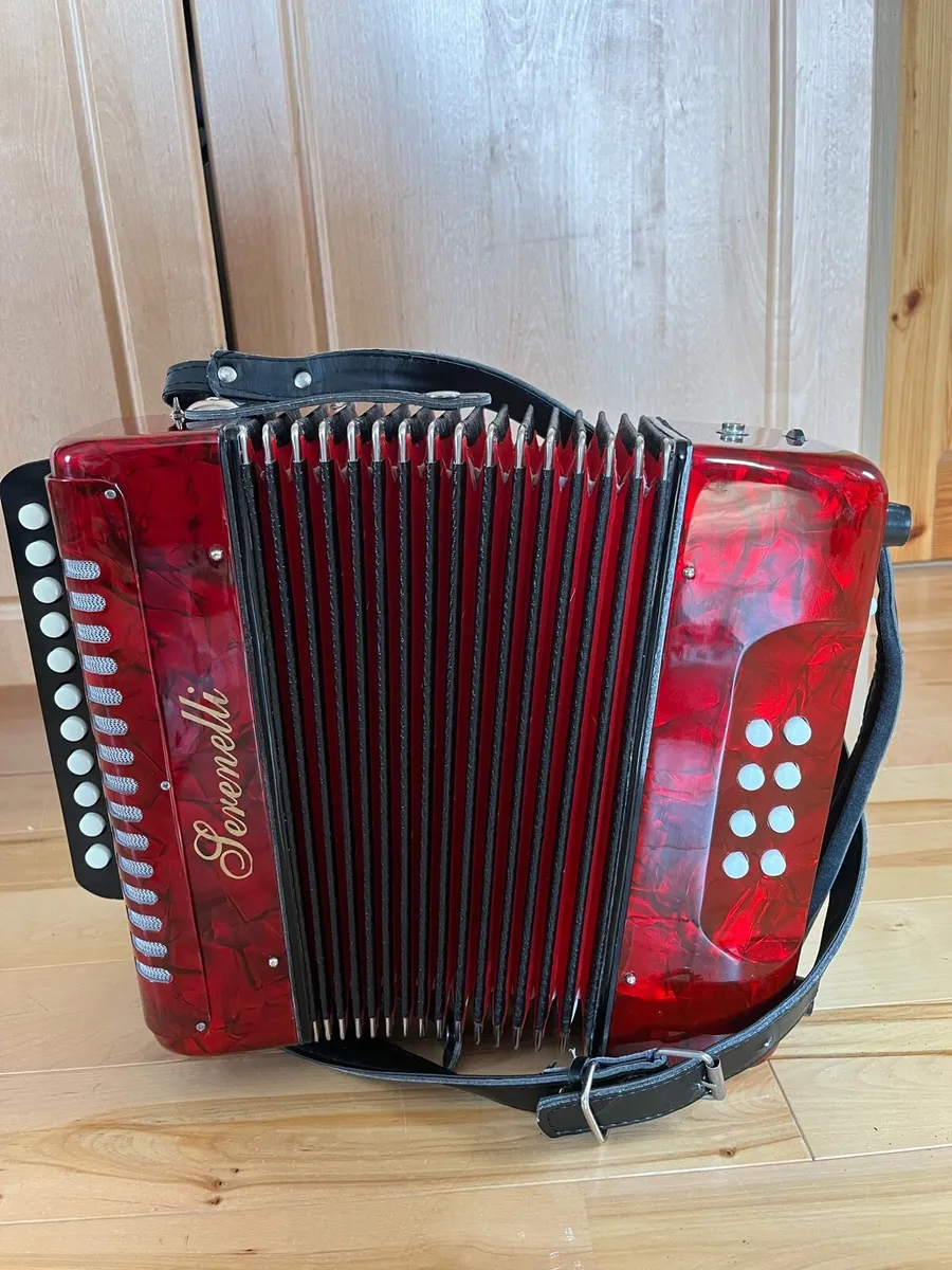 Serenelli Button accordion - Image 2