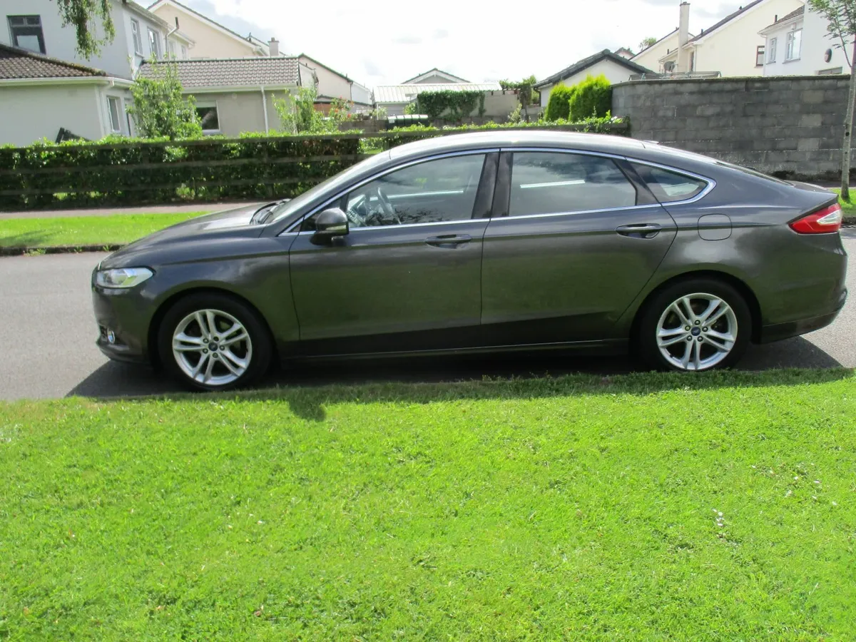 Ford Mondeo TITANIUM 1.6 TDCI 2015 - Image 2