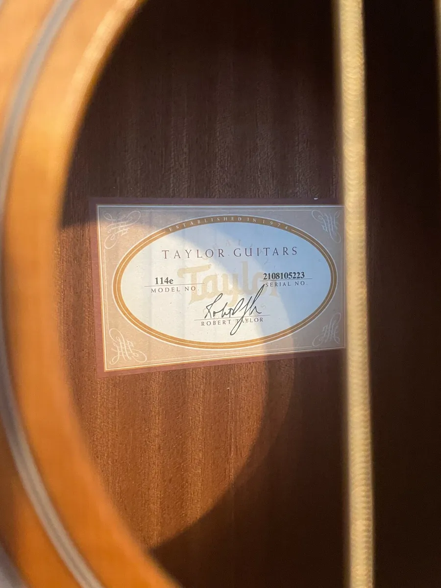 Taylor Guitar - Image 4