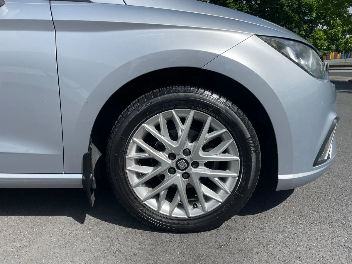 1.0 TSI 95BHP SE+ BLUETOOTH STREAMING - 190TAX - - Image 2